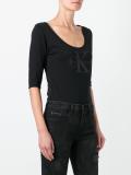 scoop neck body