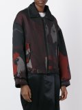 abstract pattern zipped jacket