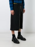 zipped layer cropped pants 