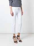 'Cool Girl Cropped'牛仔裤