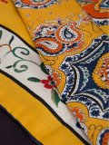 printed scarf 