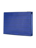 Love clutch