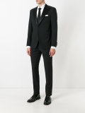 single breasted suit
