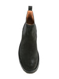 round-toe boots