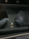 'Buckle'钱包