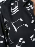 音符图案衬衫