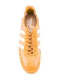 lace up trainers 