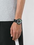 round analog watch