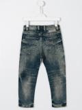 Narrot jeans