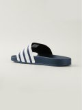 'Adilette'凉鞋