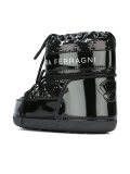 'Flirting' snow boots