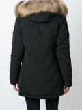 'Arctic Luxury'派克大衣