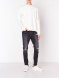 distressed skinny jeans