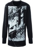 front print sweatshirt