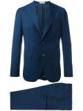 dinner suit 