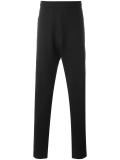 tapered jogging trousers