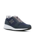 lateral patch sneakers