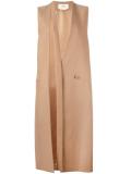sleeveless coat 