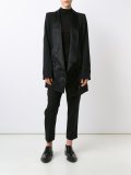 one button blazer 