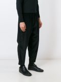 wide leg trousers