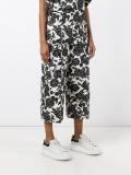 floral print cropped trousers 