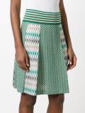pleated skirt 