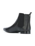 pointy chelsea boots