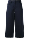 wide-legged cropped trousers
