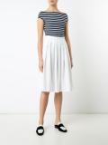 pleated skirt