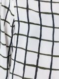 格纹罩衣
