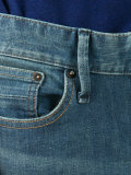 slim-fit jeans 