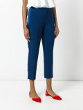 slim-fit cropped trousers