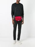 zipped hip pack