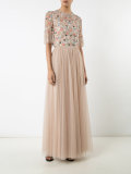 pleated skirt
