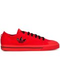 logo lateral sneakers