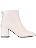 Bacari boots