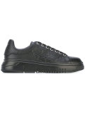 lace up trainers 