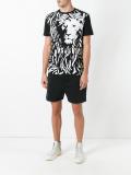 lion print T-shirt 