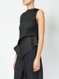 asymmetric pleated tank