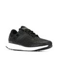'Ultra Boost'运动鞋