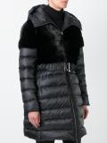 zip up coat