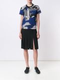 patterned camouflage T-shirt