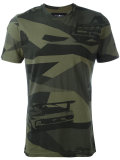 camouflage print T-shirt
