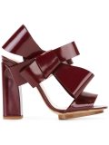 bow applique sandals
