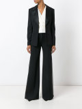 peaked lapel fitted blazer