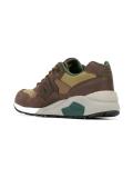 lateral patch sneakers