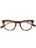 D-frame glasses