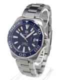 'Aquaracer Calibre 5' analog watch