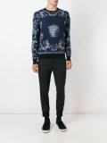 ’Lenticular Foulard’毛衣