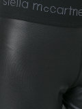 Training three-quarter leggings